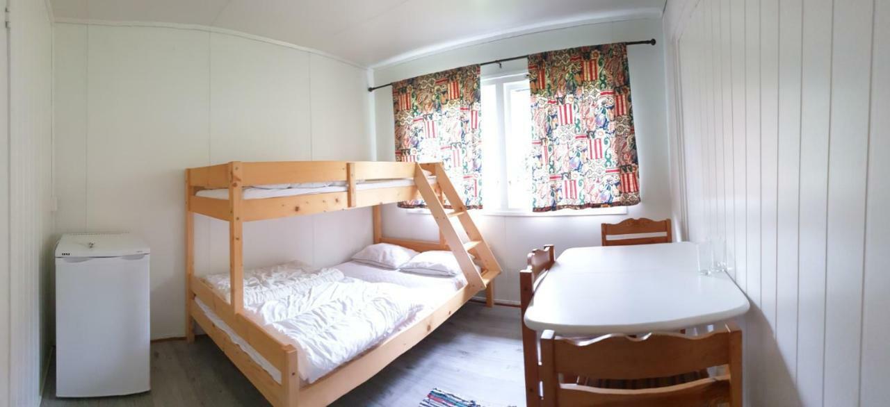 Romsdalseggen Camping Isfjorden Zewnętrze zdjęcie